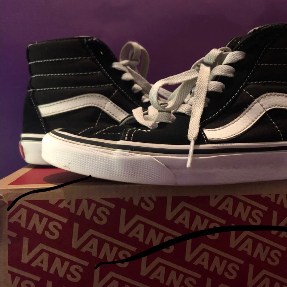 Vans - Picture 5 of 6